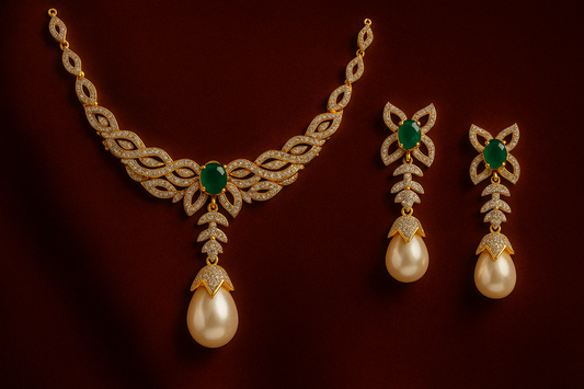 Ladies Emerald & Pearl Drop Necklace Set