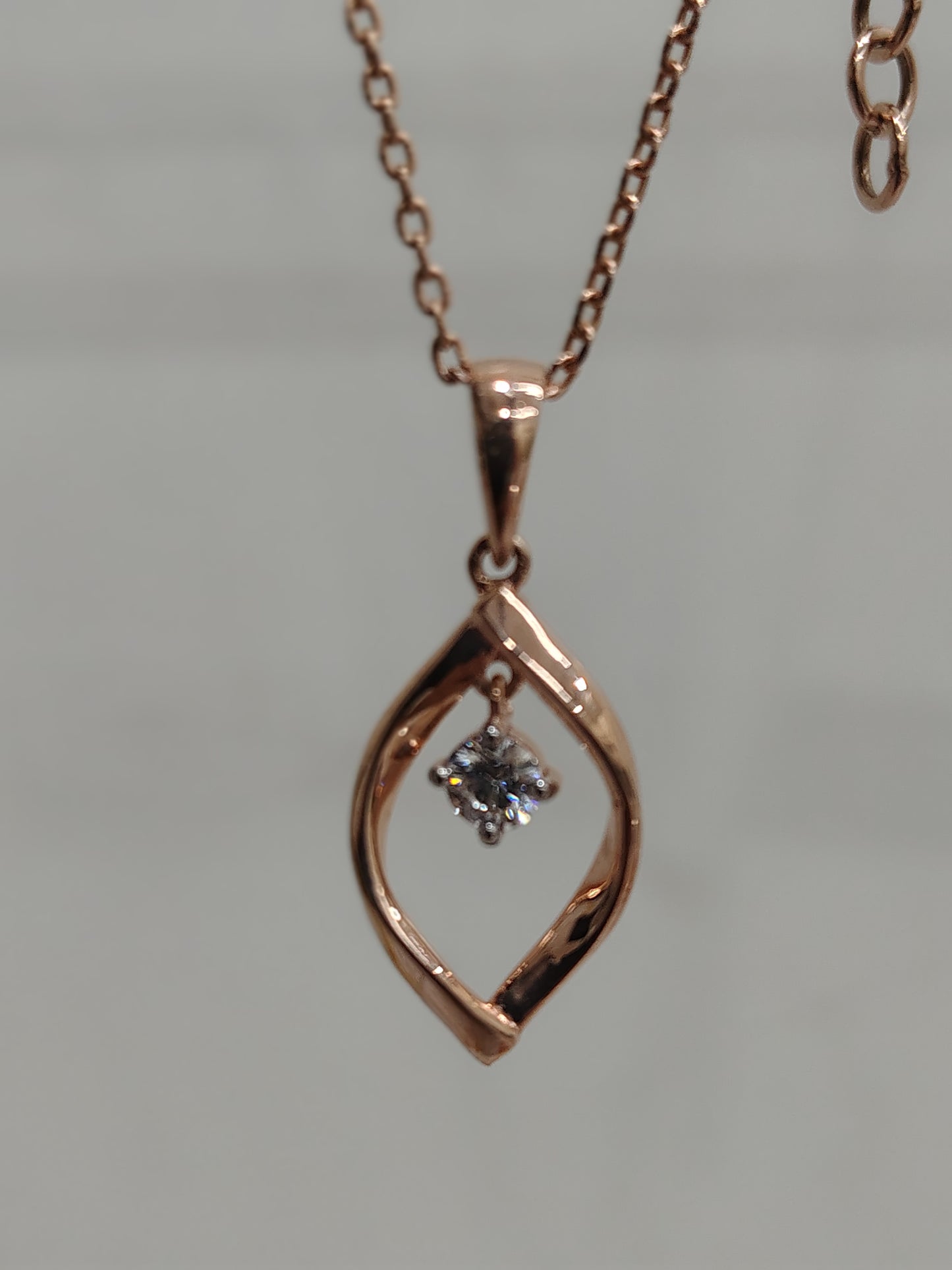 Dewdrop Elegance Dancing Solitaire Pendant