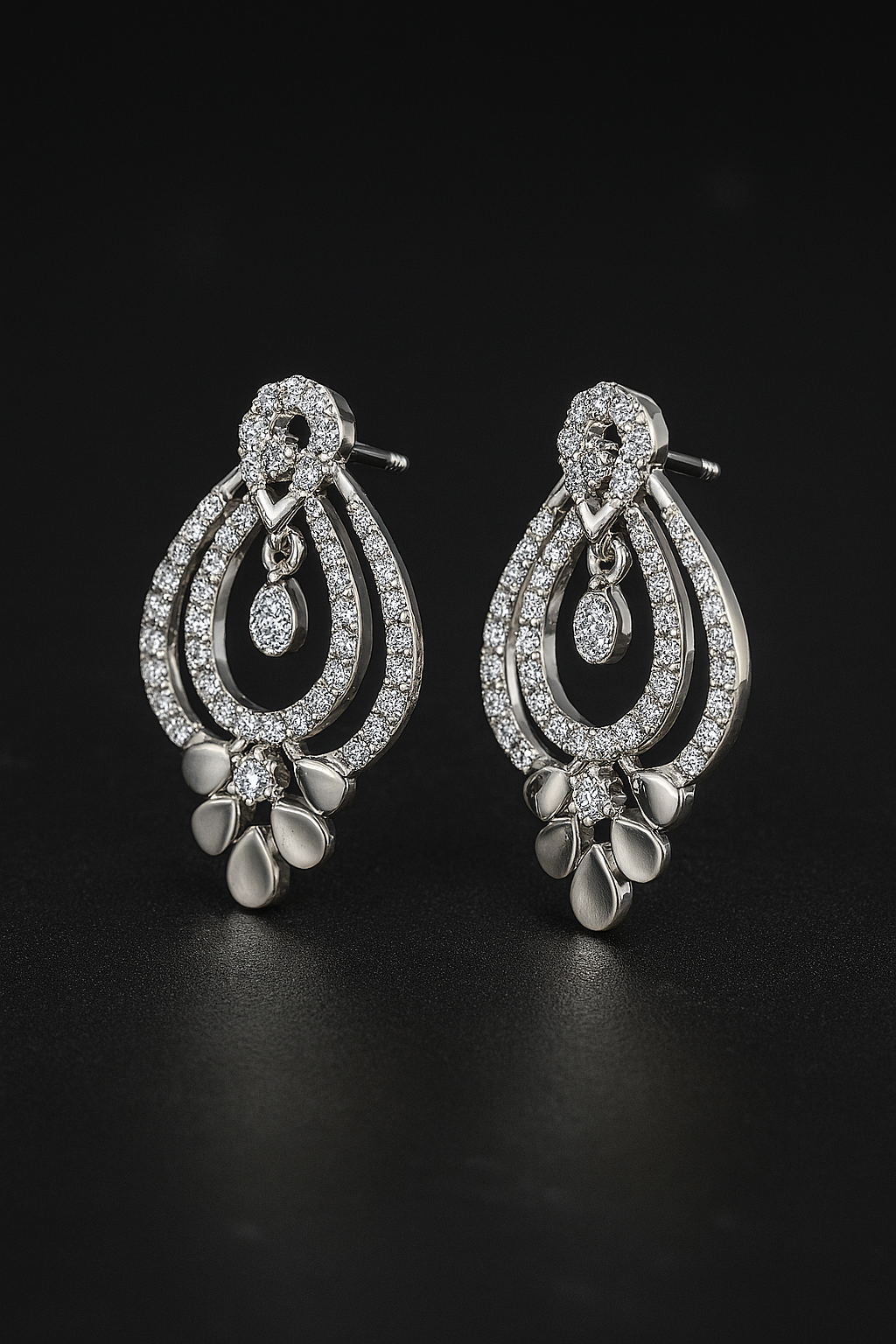 Ladies Regal Teardrop Diamond Earrings