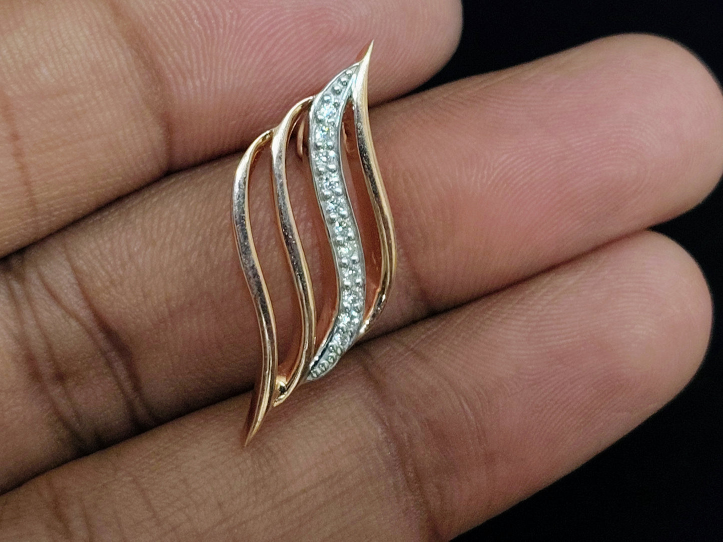 Flowing Wave Pendent